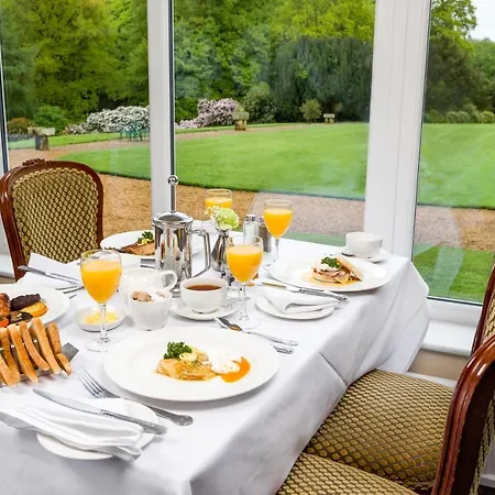 Grinkle Park 4* Loftus