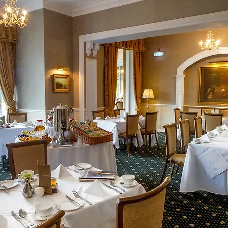 Grinkle Park Hotel Loftus