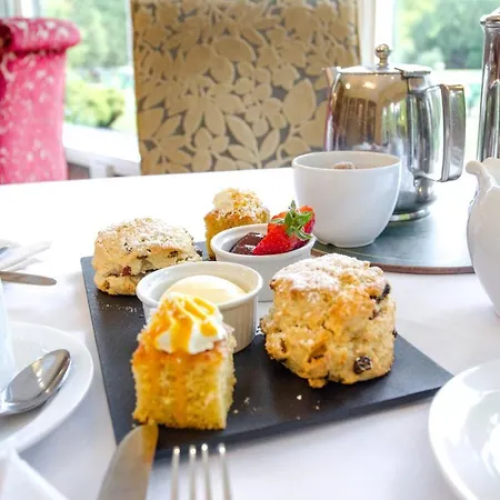 Отель Grinkle Park Лофтус