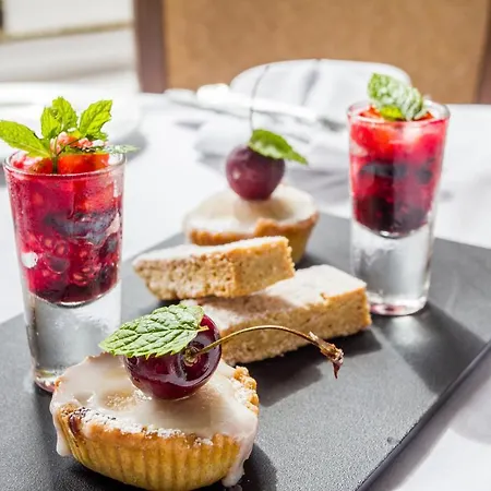 Grinkle Park 4* Лофтус