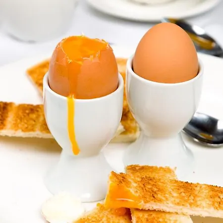 Grinkle Park Отель Лофтус